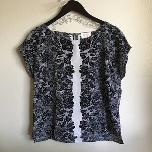 🌸 3/$20 LAUNDRY Shelli Segal Black Lace Pattern Blouse